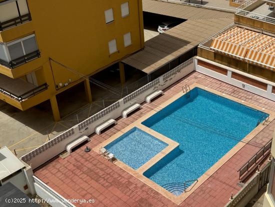  APARTAMENTO CON REFORMA VISTAS AL MAR Y PISCINA COMUNITARIA - VALENCIA 