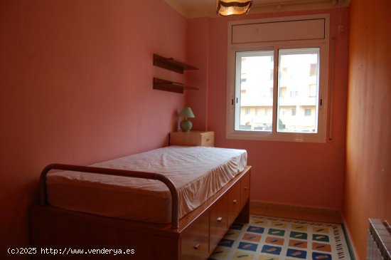 Unifamiliar adosada en venta  en Figueres - Girona