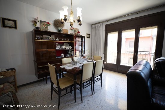 Unifamiliar adosada en venta  en Manlleu - Barcelona