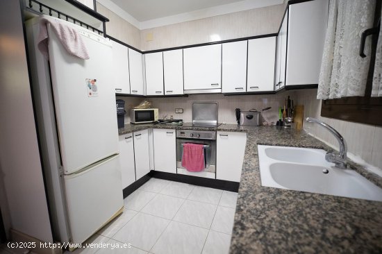 Unifamiliar adosada en venta  en Manlleu - Barcelona