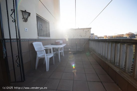 Unifamiliar adosada en venta  en Manlleu - Barcelona