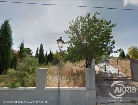  ¡¡TERRENO OKUPADO, NO SE PUEDE VISITAR!! EN YELES 