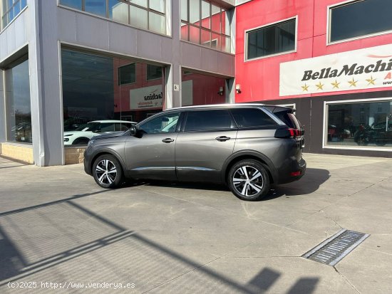 Peugeot 5008 Allure BlueHDi 96kW (130CV) S&S EAT8 - Parla