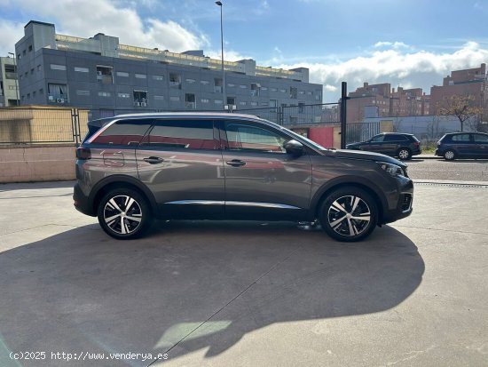 Peugeot 5008 Allure BlueHDi 96kW (130CV) S&S EAT8 - Parla