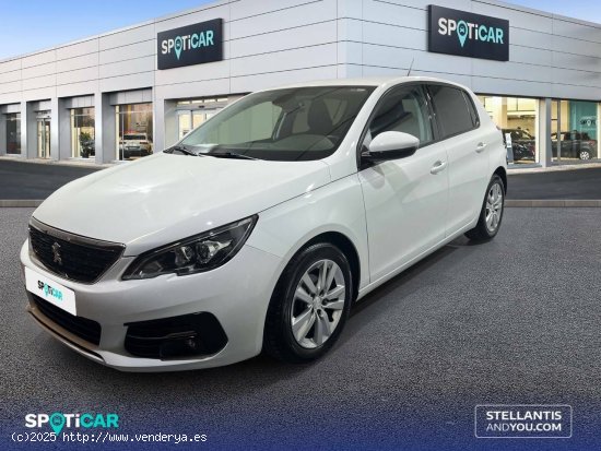  Peugeot 308  5P  BlueHDi 100 S&S 6 Vel. MAN Style - Sant Feliu de Llobregat 