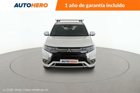 Mitsubishi Outlander PHEV Kaiteki 4WD - 