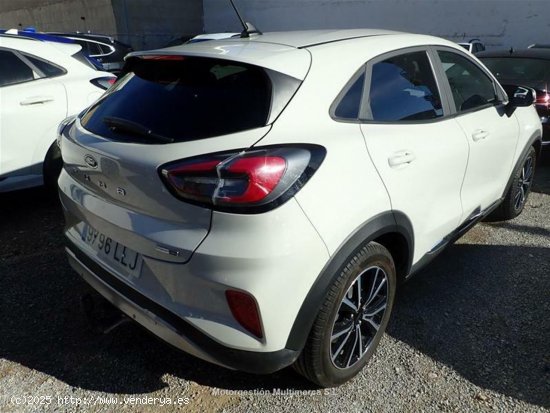 Ford Puma 1.0 EcoBoost 92kW (125cv) Titanium MHEV - Barcelona