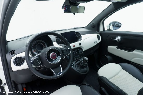 Fiat 500 DOLCEVITA 1.0 HYBRID 70 CV 3P - Sant Boi de Llobregat