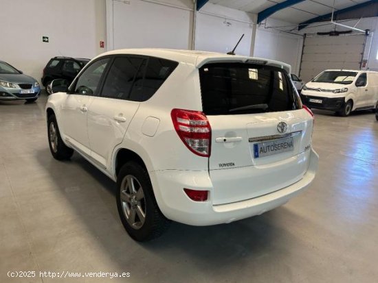 TOYOTA RAV4 en venta en Castuera (Badajoz) - Castuera