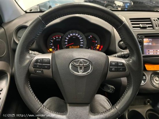 TOYOTA RAV4 en venta en Castuera (Badajoz) - Castuera