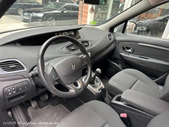 RENAULT ScÃ©nic en venta en Santurtzi (Vizcaya) - Santurtzi