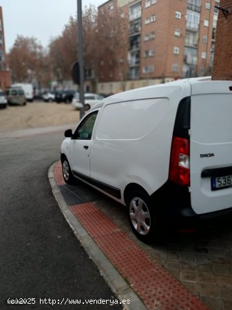 Dacia Dokker 1.5 dci 90 ambiance 4p 2018 de 2018 con 190.000 Km por 6.700 EUR. en Madrid