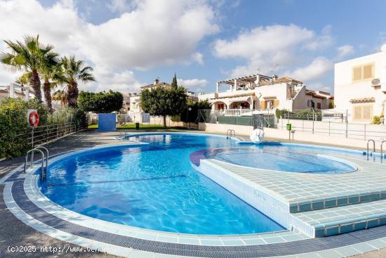 FANTASTICO BUNGALOW, MUY COQUETO, VENGA A VERLO, IDEAL COMO VACACIONAL - ALICANTE