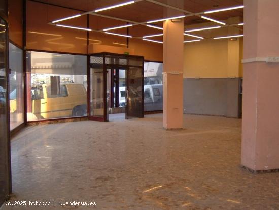 LOCAL COMERCIAL AL CENTRO DE TORTOSA DE 265m2 - TARRAGONA