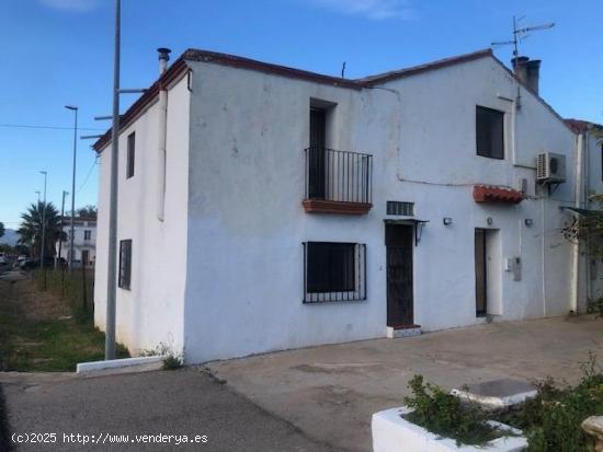  Casa con terreno en carretera Vinallop - Tortosa - TARRAGONA 