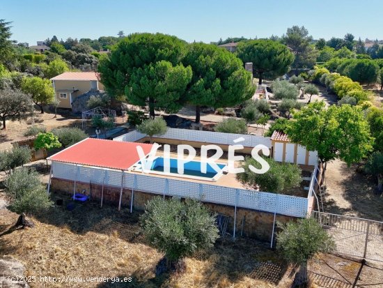 Chalet en venta en Malpartida de Cáceres (Cáceres)