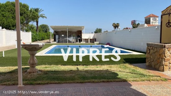 Casa en venta en Arroyo de San Serván (Badajoz)