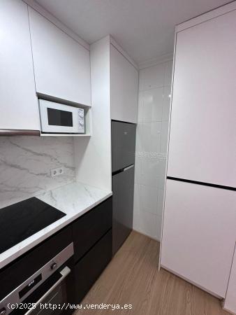 ¡Apartamento en venta en Torrevieja en la zona de Playa Del Cura! - ALICANTE