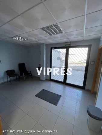 Nave en venta en Mérida (Badajoz)