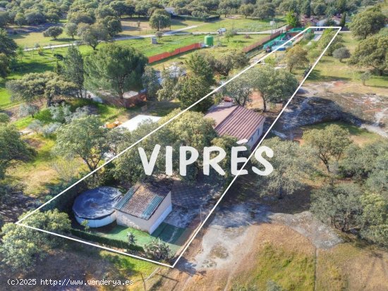 Finca en venta en Torreorgaz (Cáceres)