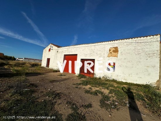 Edificio en venta en Calamonte (Badajoz)