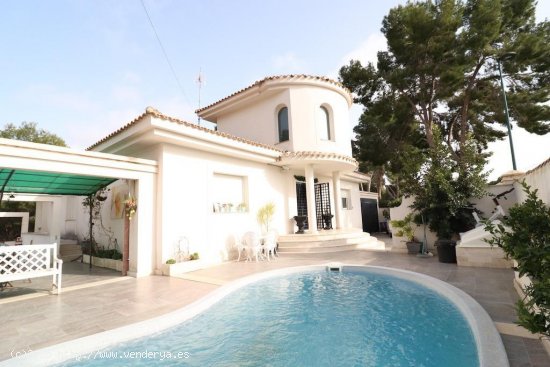  Villa en venta en Pilar de la Horadada (Alicante) 