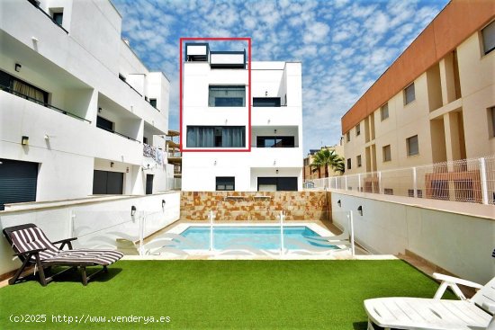 Chalet en venta en Guardamar del Segura (Alicante)