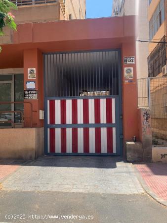  Alquiler Plaza Aparcamiento Zona Altamira - ALMERIA 