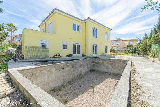 Chalet en Construcción con Piscina en Badia Blava - BALEARES