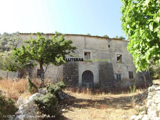 Fantástica finca para restaurar con vistas increíbles - BALEARES