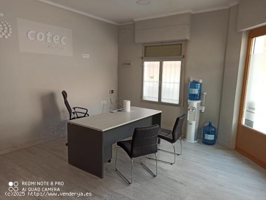 Se Vende 2 Locales en el Ayuntamiento - Novelda (Alicante) - ALICANTE