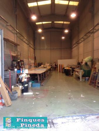 Nave industrial en Malgrat de Mar de 200m2 con 9m de altura - BARCELONA