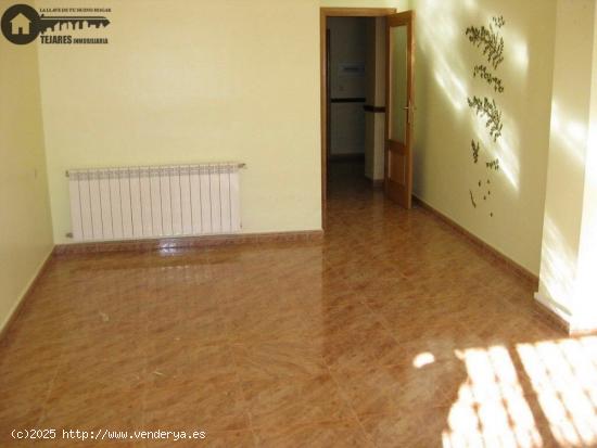 INMOBILIARIA TEJARES VENDE PISO EN TOBARRA - ALBACETE