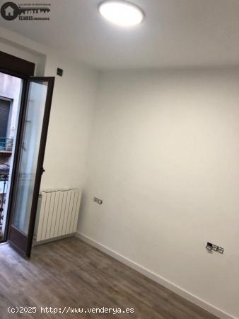 INMOBILIARIA TEJARES VENDE PISO EN ZONA ROSARIO - ALBACETE