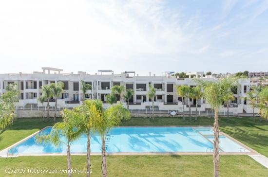  RESIDENCIAL DE OBRA NUEVA DE BUNGALOWS EN LOS BALCONES, TORREVIEJA - ALICANTE 