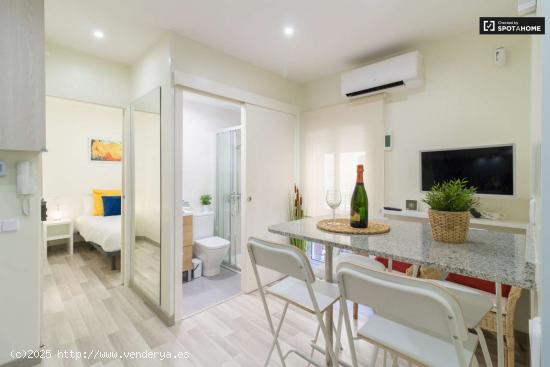  Apartamento de 2 dormitorios en alquiler en Barcelona - BARCELONA 