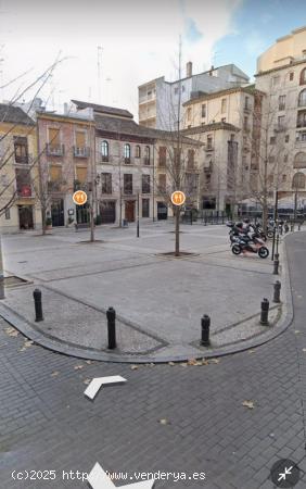 Garaje en plaza del campillo - GRANADA