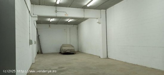 Nave industrial en venta  en Olesa de Montserrat - Barcelona