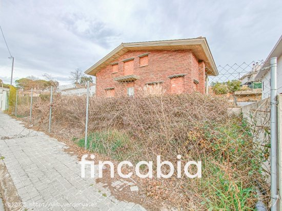  Chalet / Torre en venta  en Sils - Girona 