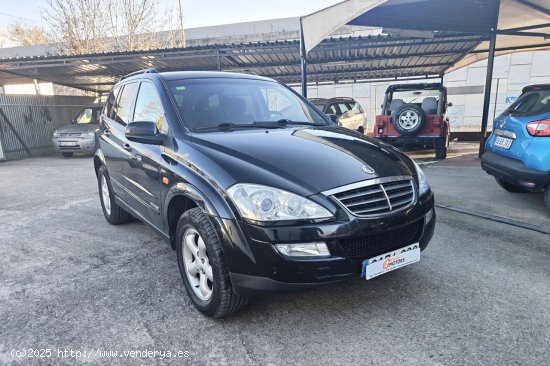 SsangYong Kyron M200XDi - Cornella de Terri