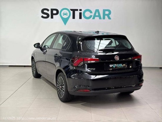 Fiat Tipo  HB  1.5 Hybrid 97kW (130CV) DCT Red - San Cibrao das Viñas