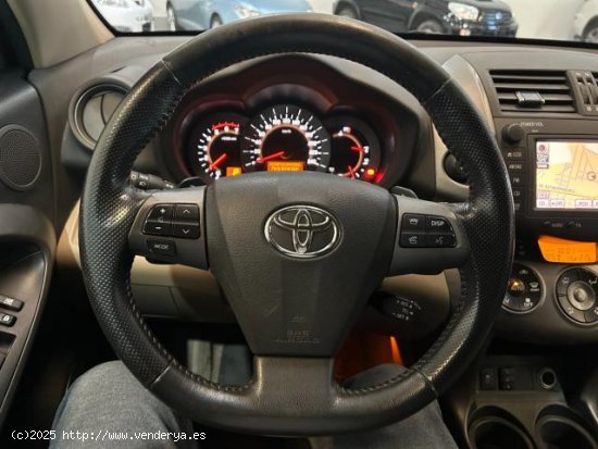 TOYOTA RAV4 en venta en Castuera (Badajoz) - Castuera