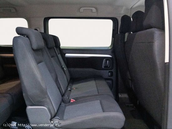 Toyota Proace Verso Shuttle L1 2.0D 106kW (145CV) 6MT VX 9p - Málaga