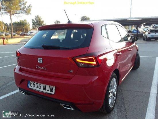 Seat Ibiza FR 1.0 TSI 110 CV de 2023 con 20.534 Km por 16.900 EUR. en Barcelona