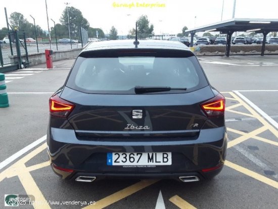 Seat Ibiza IBIZA FR 1.0 TSI 110 CV de 2023 con 18.125 Km por 16.900 EUR. en Barcelona