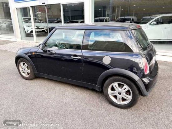 Mini Cooper Mini One de 2005 con 185.000 Km por 2.200 EUR. en Guipuzcoa