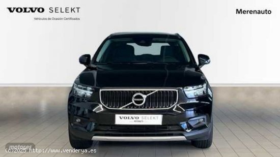 Volvo XC40 1.5 T3 MOMENTUM PRO AUTO 163 CV 5P de 2021 con 48.000 Km por 29.500 EUR. en A Coruna