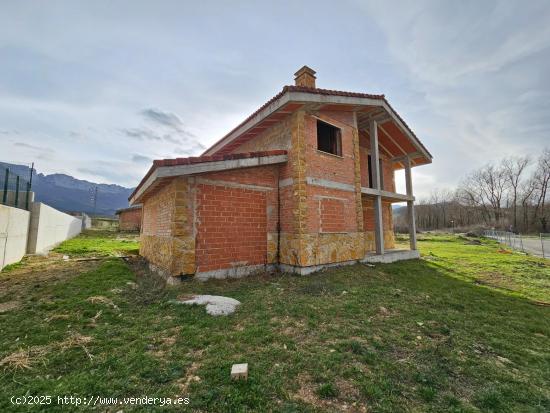  CHALET EN ESTRUCTURA EN VILLASANA DE MENA - BURGOS 