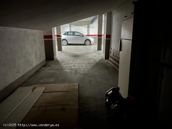 ALQUILER PLAZA DE PARKING PARA MOTO EN IGUALADA ZONA CENTRO!! - BARCELONA