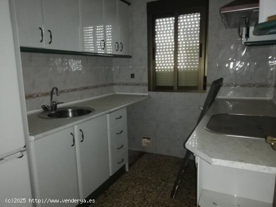 PISO VENTA EN BARRIADA ANTONIO DOMINGUEZ - BADAJOZ